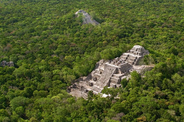 6---calakmul.jpg